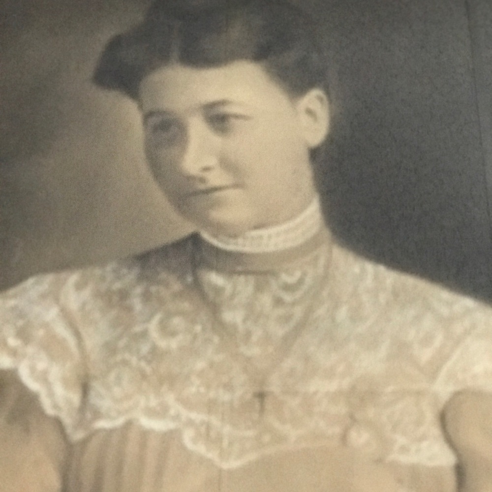 Meet your Posher, Diana